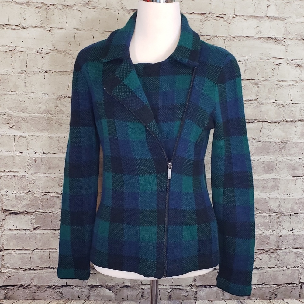 Women's knitted jacket